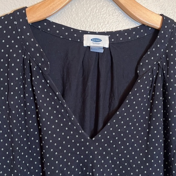 Bundle of 3 Old Navy Plus Size Shirts - Picture 3 of 15